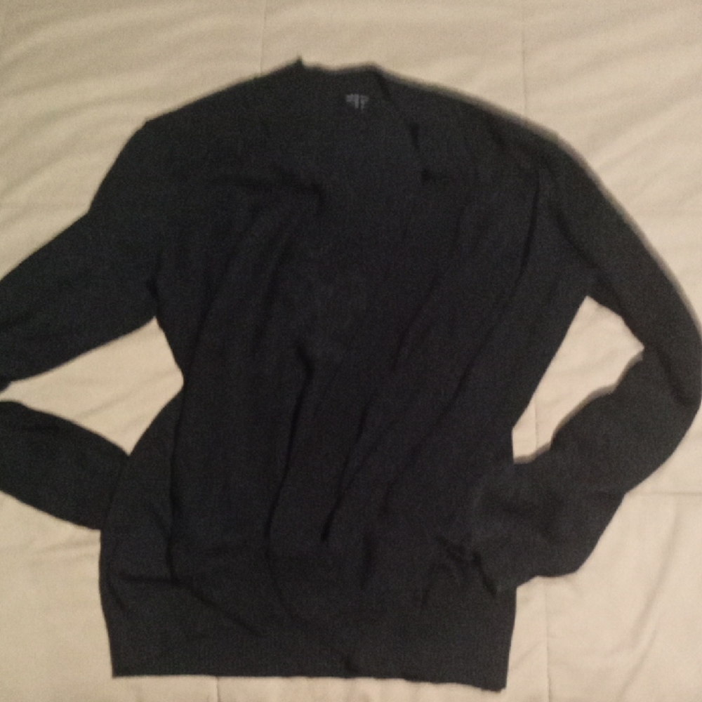 Verve Ami Black V-Neck Sweater